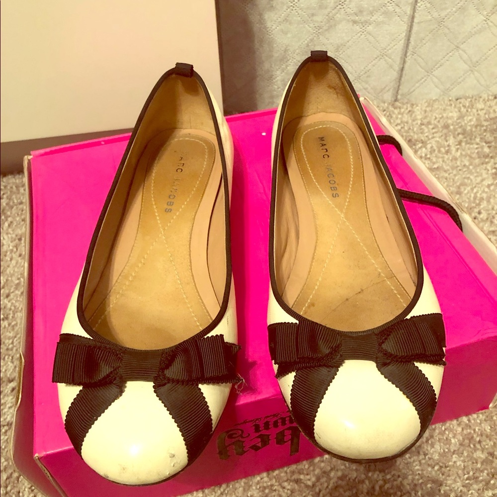 Marc Jacobs flats